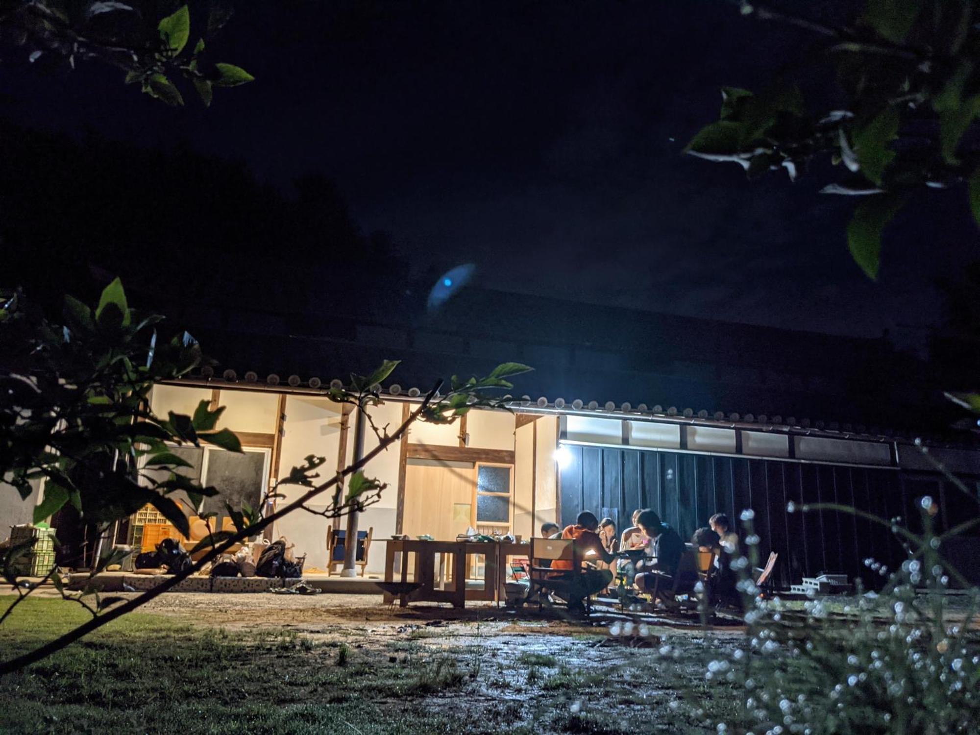 猫と図書館のある宿 草地家 Kusachike Minamiawaji Luaran gambar
