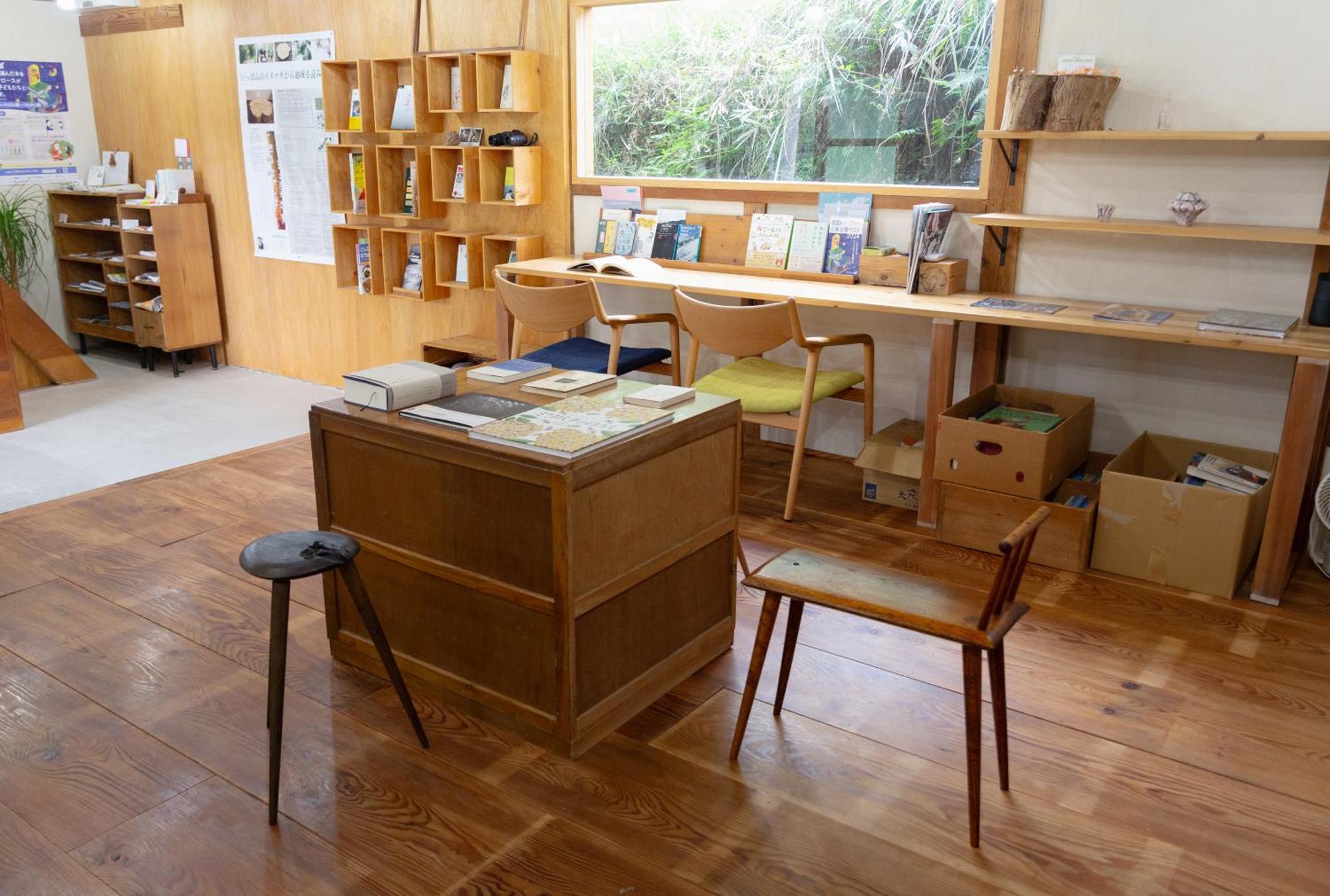 猫と図書館のある宿 草地家 Kusachike Minamiawaji Luaran gambar